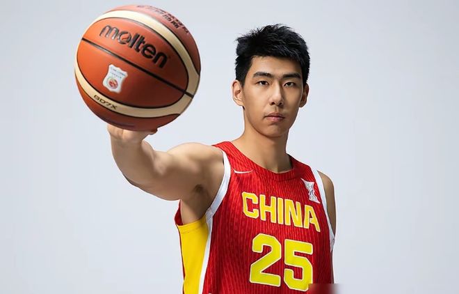 AC米兰传奇巴雷西逝世享年66岁:一生一队六夺意甲三捧欧冠,六号战袍永存