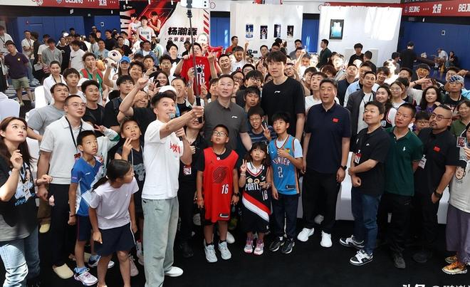 中国男篮名单！NBA新星领衔，胡徐赵周余全部无缘，林崴榜上无名