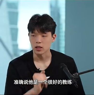 韦世豪：前几年跟泰国是互有攻守，这场全场压制只是缺进球