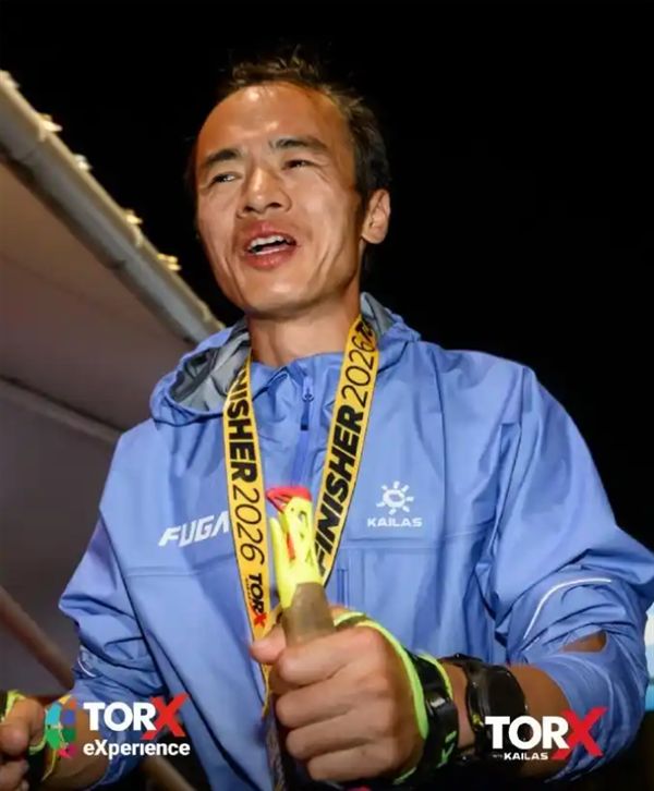 全尺寸纯电MPV上市!不足29万,轴距超3米+三联屏座舱,续航560Km