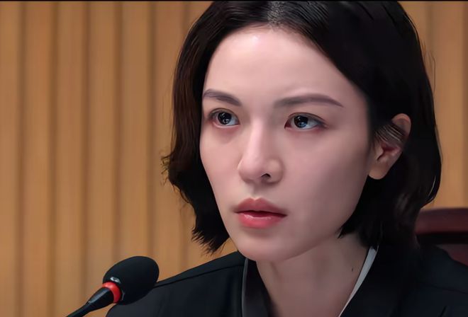 母亲患阿尔茨海默病后，女儿女婿分6次擅自取走124万余元存款，称母亲请他们代为保管，后又称是母亲赠与，不同意返还；法院：全部返还