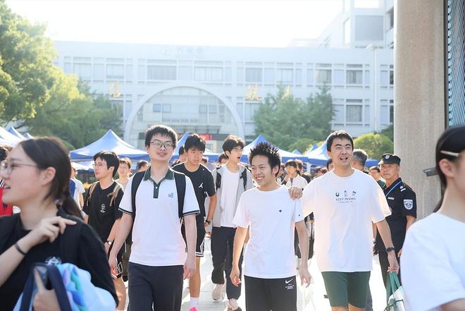 莫雷托:托纳利对加盟热刺持开放态度