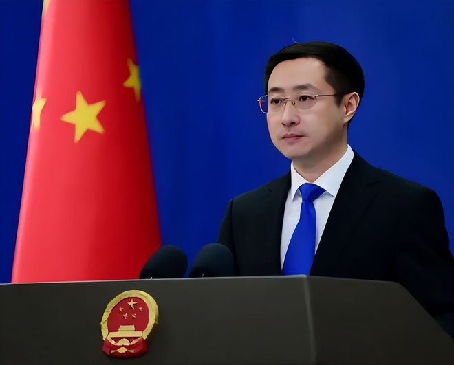 成都蓉城赞助商公司老总社媒发文!直言莫让榜首,成虚浮荣光