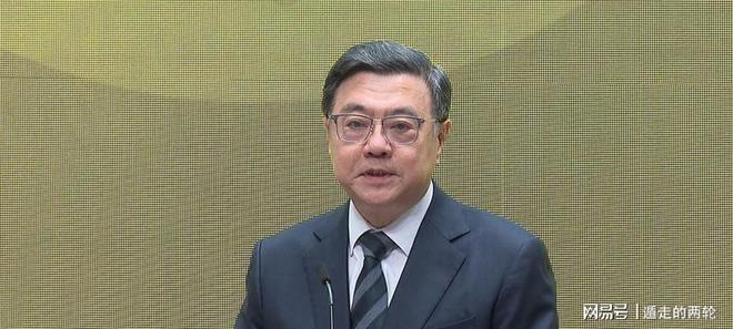 CBA最新消息！莫兰德或加盟北京首钢，上海男篮外援大换血