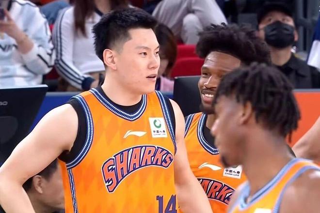 CBA常规赛最佳第六人候选名单:贾明儒、赵嘉仁、义兄弟领衔