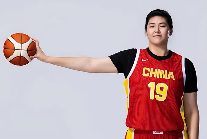 第1轮跑动榜格劳领跑李镇全第4 传球效率成都居首