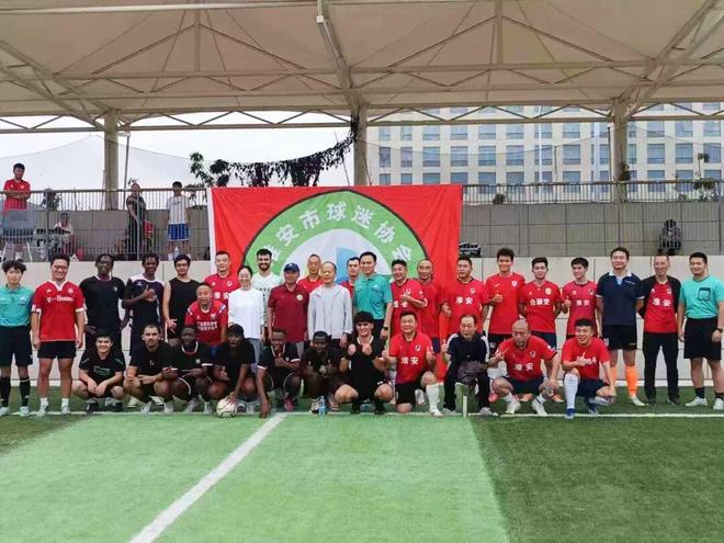 雄鹿GM:没人会说交易走字母哥我们会更好 这关乎建立新体系