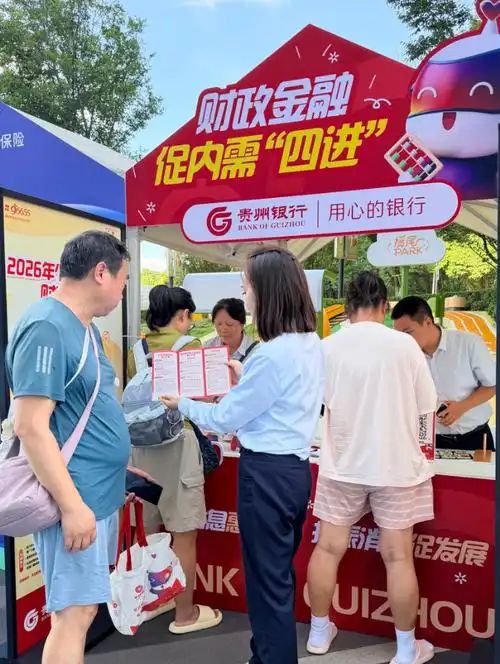 希勒点名拉什福德萨卡：你们做得不够