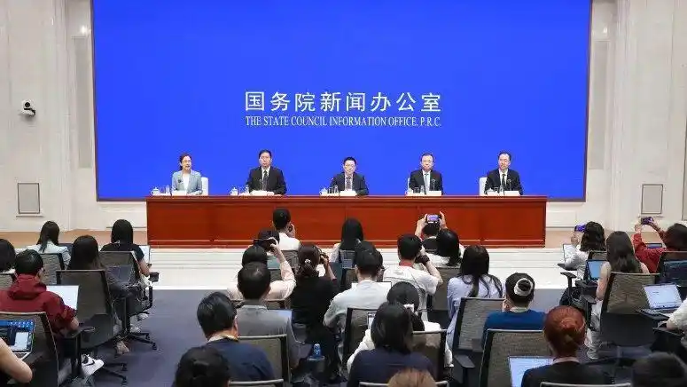 前有贵人领路，后有亲人兜底！年底翻身赚大钱很有福气的 3 生肖