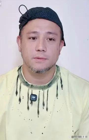 “像女生器官,不许摆在桌子上!”小仙女怒怼男同学,令人生理不适