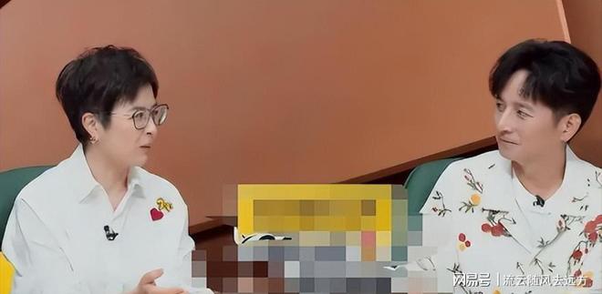 全尺寸纯电MPV上市!不足29万,轴距超3米+三联屏座舱,续航560Km