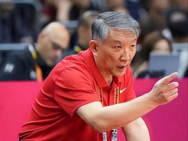 买乌郎:进球后听到主场球迷喊我的名字,我很开心也很幸福